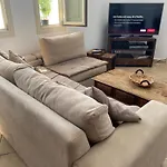 Golden Horizon Villa *