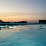 Golden Horizon Villa Akrotírion