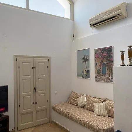 Solis Akrotiri Villa Akrotírion