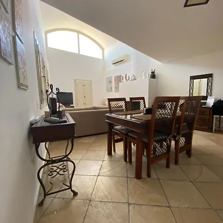 Solis Akrotiri Villa