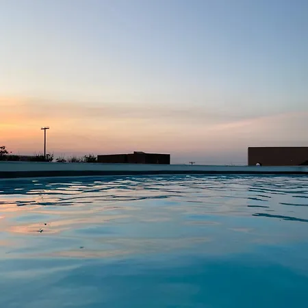 Solis Akrotiri Villa *