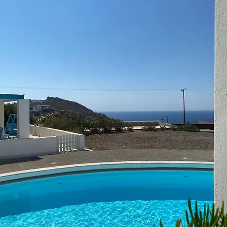 Villa Solis Akrotiri