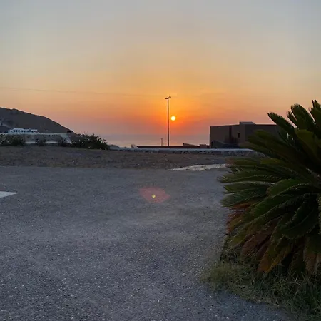 Solis Akrotiri *