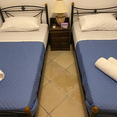 Solis Akrotiri Villa