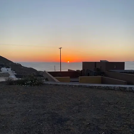 Villa Solis Akrotiri *