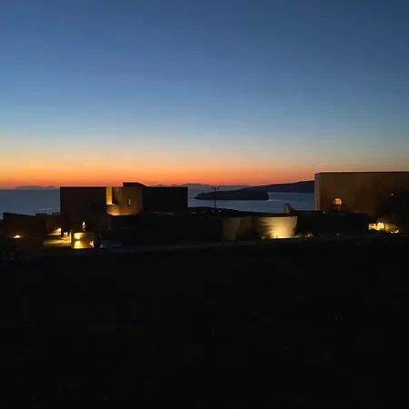 Golden Horizon Villa Akrotírion